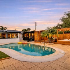 Private Paradise | Pool/BBQ/Gazebo | New Renovated